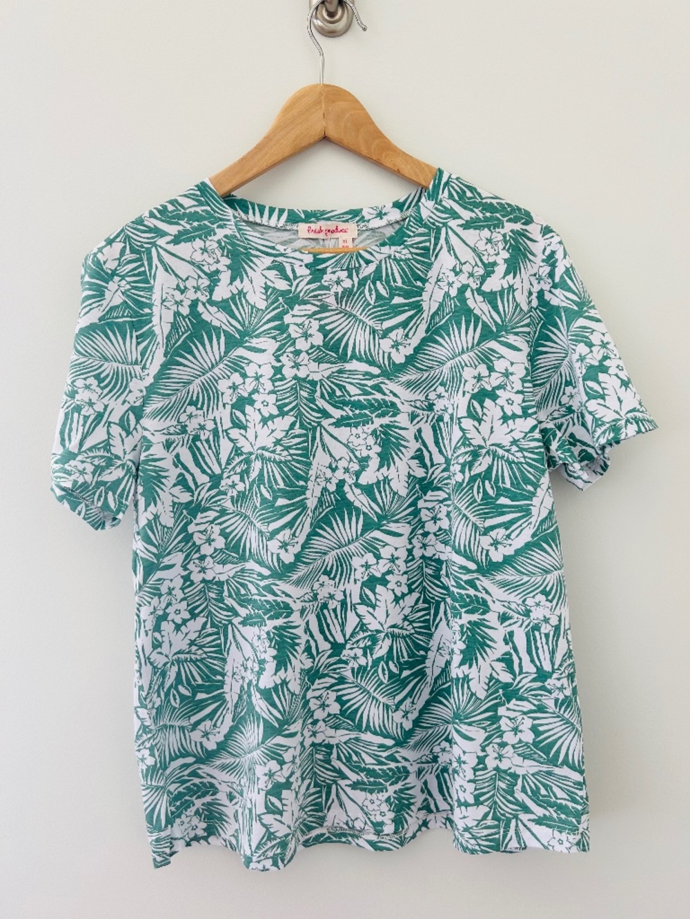 NWT Fresh Produce T Top Sz XL